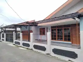 Rumah bangunan lebar lokasi Pondok Bambu Jaktim