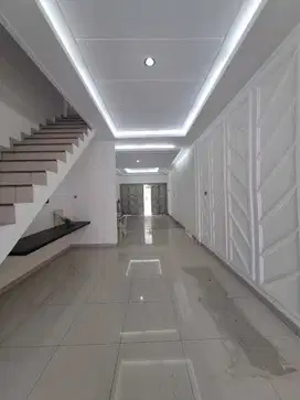Dijual Townhouse Jl.Brigjend Zein Hamid