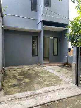 Di kontrakan rumah 2 lantai khusus Muslim