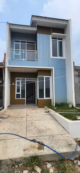 RUMAH 2 LANTAI DP 0% NEMPEL CITRA RAYA TANGERANG