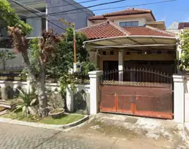Rumah Second Terawat di Sidosermo Lokasi Strategis Dekat Prapen