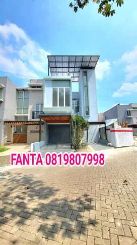 Rumah Kebayoran Piazza brand new with Rooftop