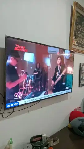 TV MERK LG SECOND 55INCI