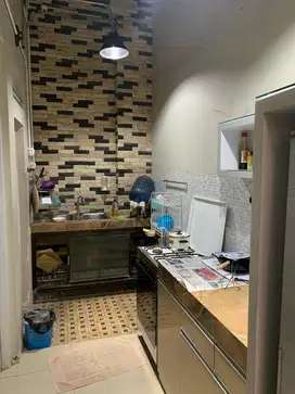 Di Jual Rumah second Kondisi sangat terawat siap huni di manyar