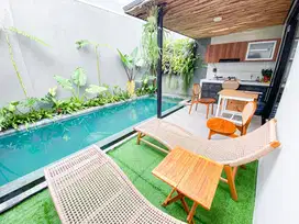 RUMAH FURNISH KOTA BARU PARAHYANGAN ADA KOLAM RENANG