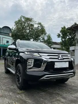 Pajero Sport Dakar 2.4 AT Fortuner Mitsubishi