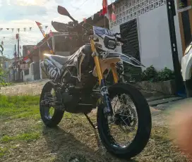 Honda crf 150L 2023