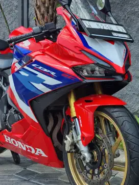 Honda CBR 250RR ABS Quick Shifter Tricolor th 2022 Termurah Koko Motor