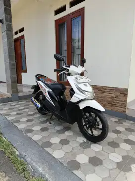 Honda beat karbu tahun 2011