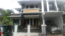Rumah 2 Lantai di Mertilang Bintaro, Hanya 10 menit ke Tol Pondok Aren