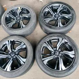 Velg original OEM Honda Civic turbo ring 17 5x114,3 ban 215/50 R174pcs