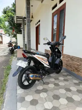 Honda beat karbu tahun 2011 gress