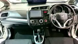 ISTIMEWA Honda Jazz RS 1.5 AT 2016/2017 Matic Putih N Yaris S 2018 KIM