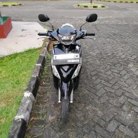 Dijual mio j tahun 2012, surat2 lengkap beserta faktur.