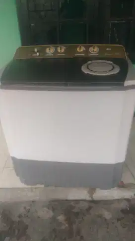 Mesin cuci MerK LG  2 tabung ukuran 14kg