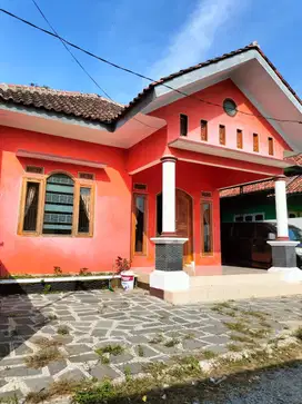 DIJUAL RUMAH PERMANEN, DEKAT DENGAN PEMDA DAN PASAR SUMBER
