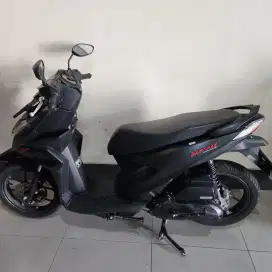 Beat deluxe hitam 2024awal gbm