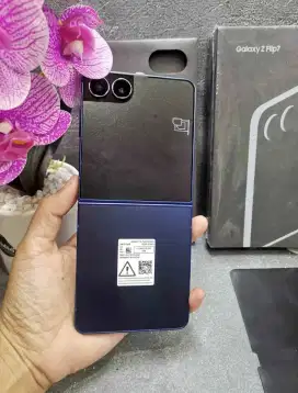 Samsung Zflip 7 12 / 512 gb