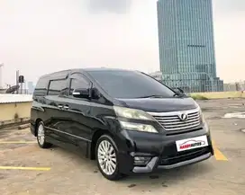 Toyota Vellfire Z Tahun 2011 Automatic Hitam