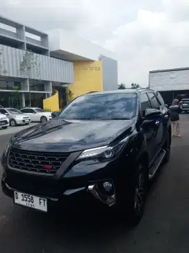 Fortuner vrz..barang istimewa km rendah..