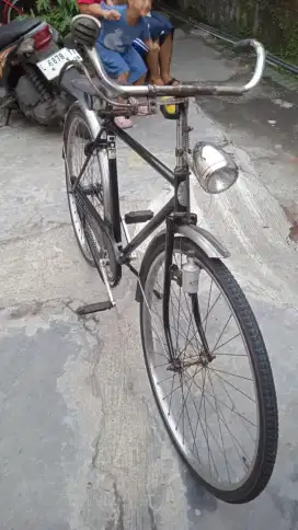 SEPEDA JENGKI ANTIK