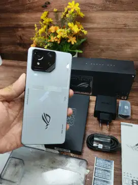 Asus rog phone 8 white 12/256 gb mulus full ori garansi resmi des 2025