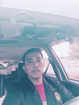 Siap bekerja di roda 4.. memiliki sim A aktif dan e-KTP...sudah 8 thn