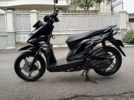 BEAT STREET TAHUN 2018 KM 28 RB SUPER ISTIMEWA ORIGINAL NO MINUS