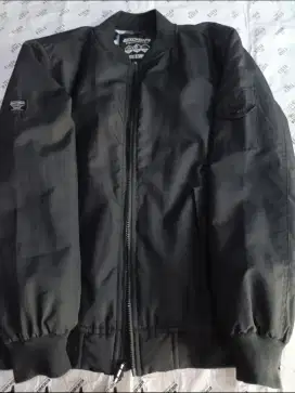 Jaket eiger size S fit m