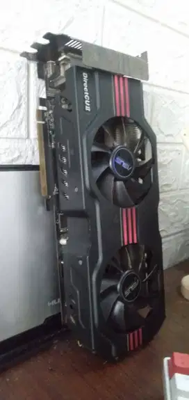Asus HD 6970 Direct cu II