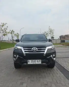 Toyota fortuner 4x4 AT diesel 2019