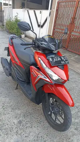 Honda Vario 125 LED CBS ISS tahun 2017.