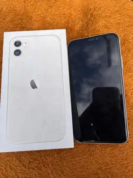Jual cepat iphone 11 64gb Ibox fullset