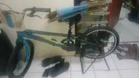 Sepeda BMX, POLIGON