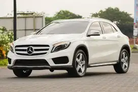 Kinyis Kinyis! Mercedes Benz GLA200 AMG 2016 White x1 320i c200