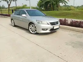 Accord 2.4 VTIL AT Mewah mulus