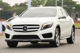 Padel Time! Mercedes Benz GLA200 AMG 2017 Whitey 320i x1 c250