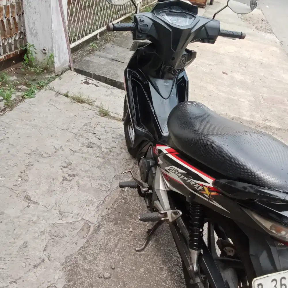 Honda supraX 125