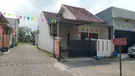 Disewakan Rumàh di Perum GPA Ngijo