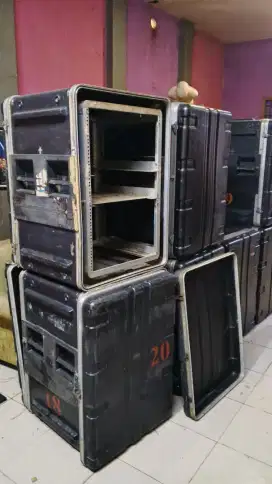 Box Hardcase 16u SKB original USA
