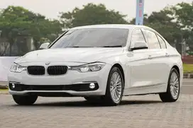 Digital Speedo! BMW 320i Luxury Facelift LCI 2018 x1 c200