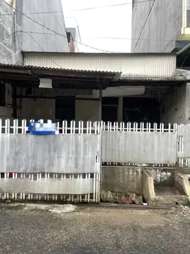 Dijual rumah di Kelapa Gading Jakarta utara Jalan kopyor