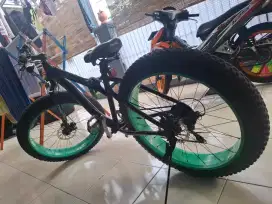 SPEDA GENIO BAN BESAR MULUS
