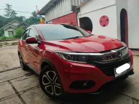 Mobil Honda HR-V RU1 1.5 E CVT CKD