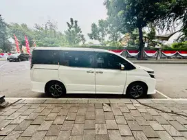 Toyota Voxy 2019 Bensin