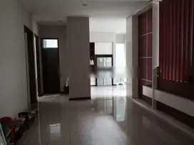 Dijual Rumah Lux Cluster Exclusive Singgasana Pradana Kota Bandung