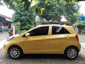 Kia Picanto 2012 Bensin