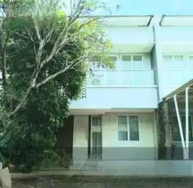 Dijual rumah siap huni di discovery bintaro