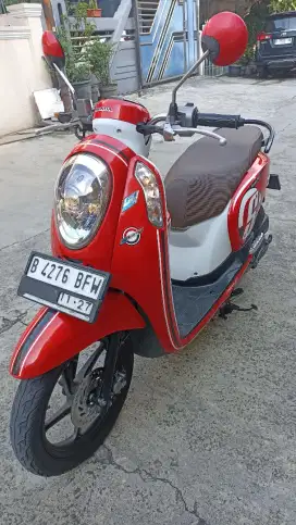 Honda Scoopy esp ISS tahun 2015.