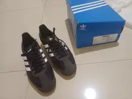 Sepatu Adidas SL 72 OG Black Uk.38